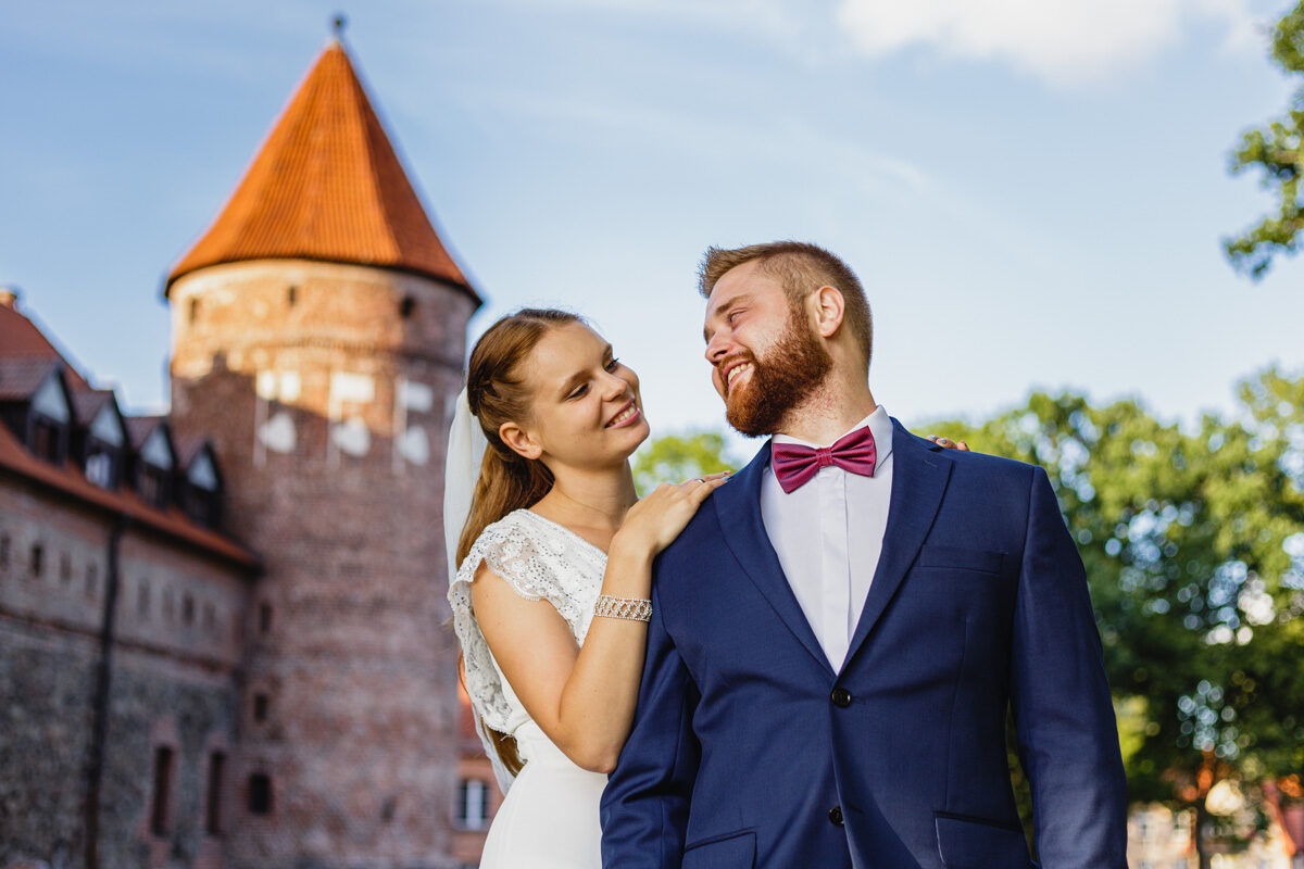 Sesja ślubna na zamku w Bytowie