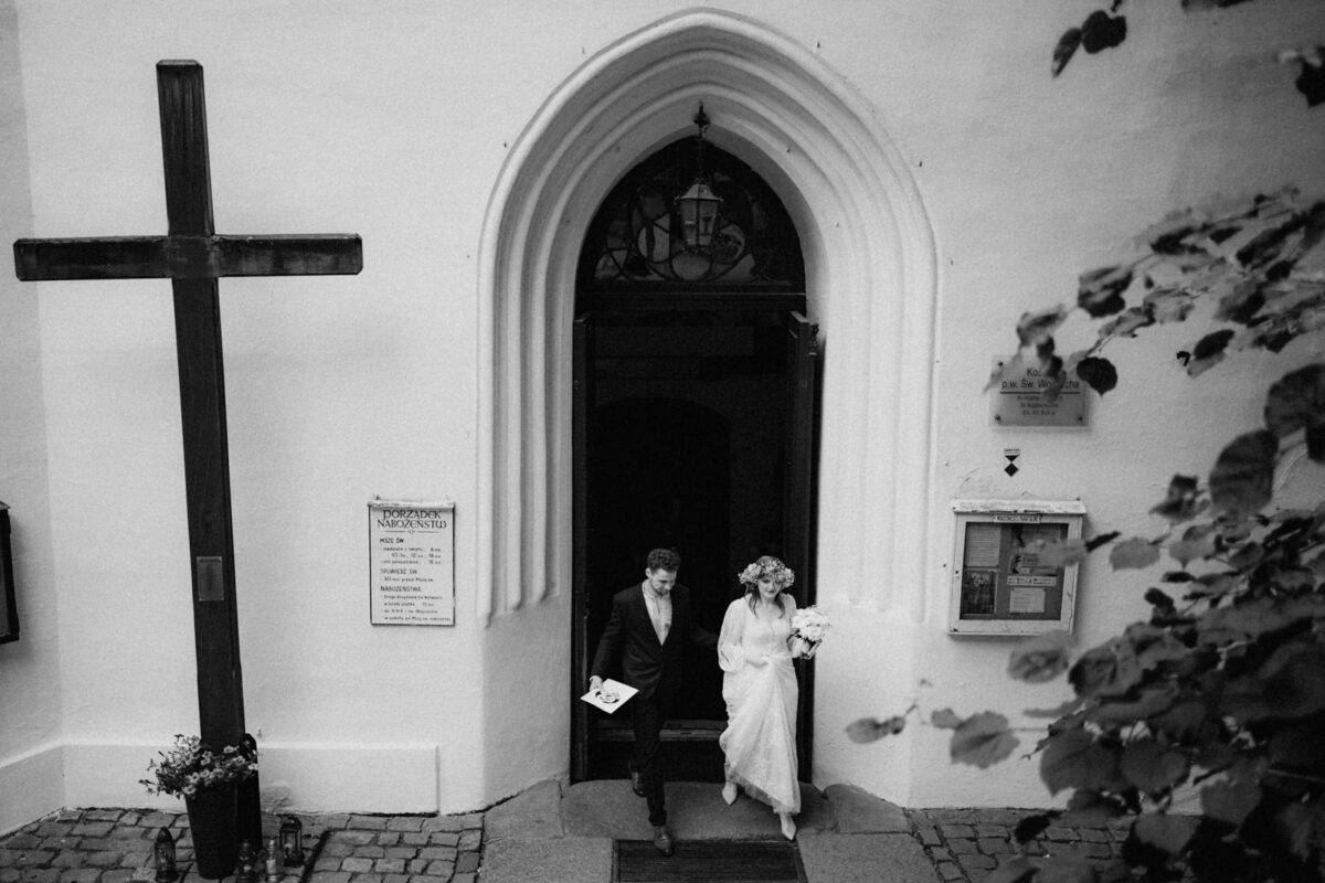 Wyjście Pary Młodej z kościoła